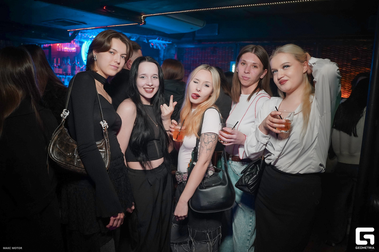 Saturday Night 16