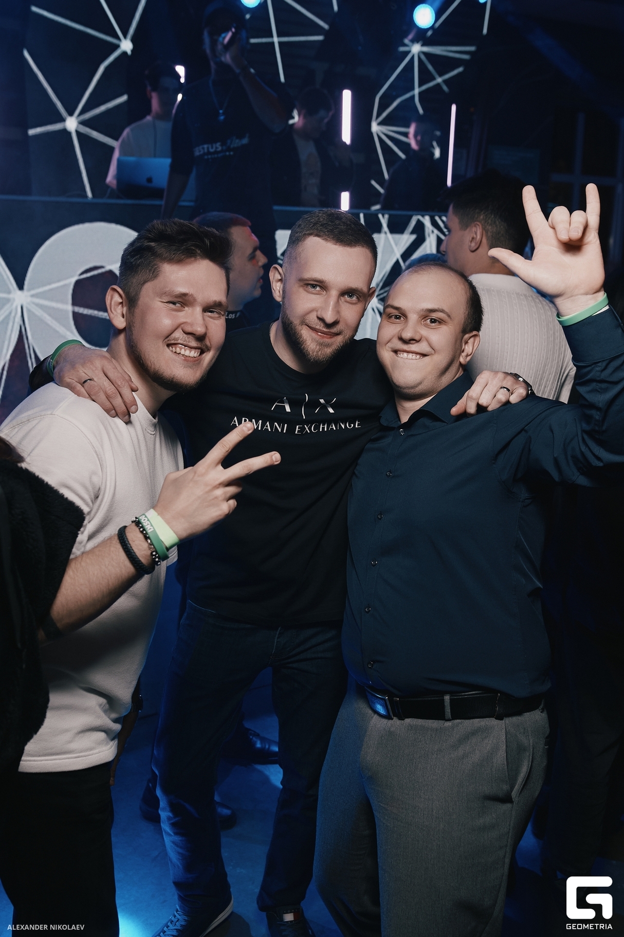 Движ 30