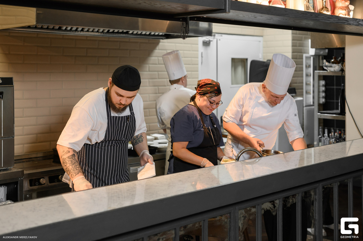Путешествие в мир Пинотажа в MITRICH STEAKHOUSE 10