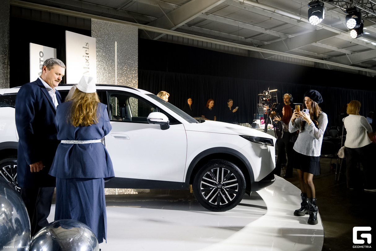 OMODA&JAECOO FASHION FEST 18