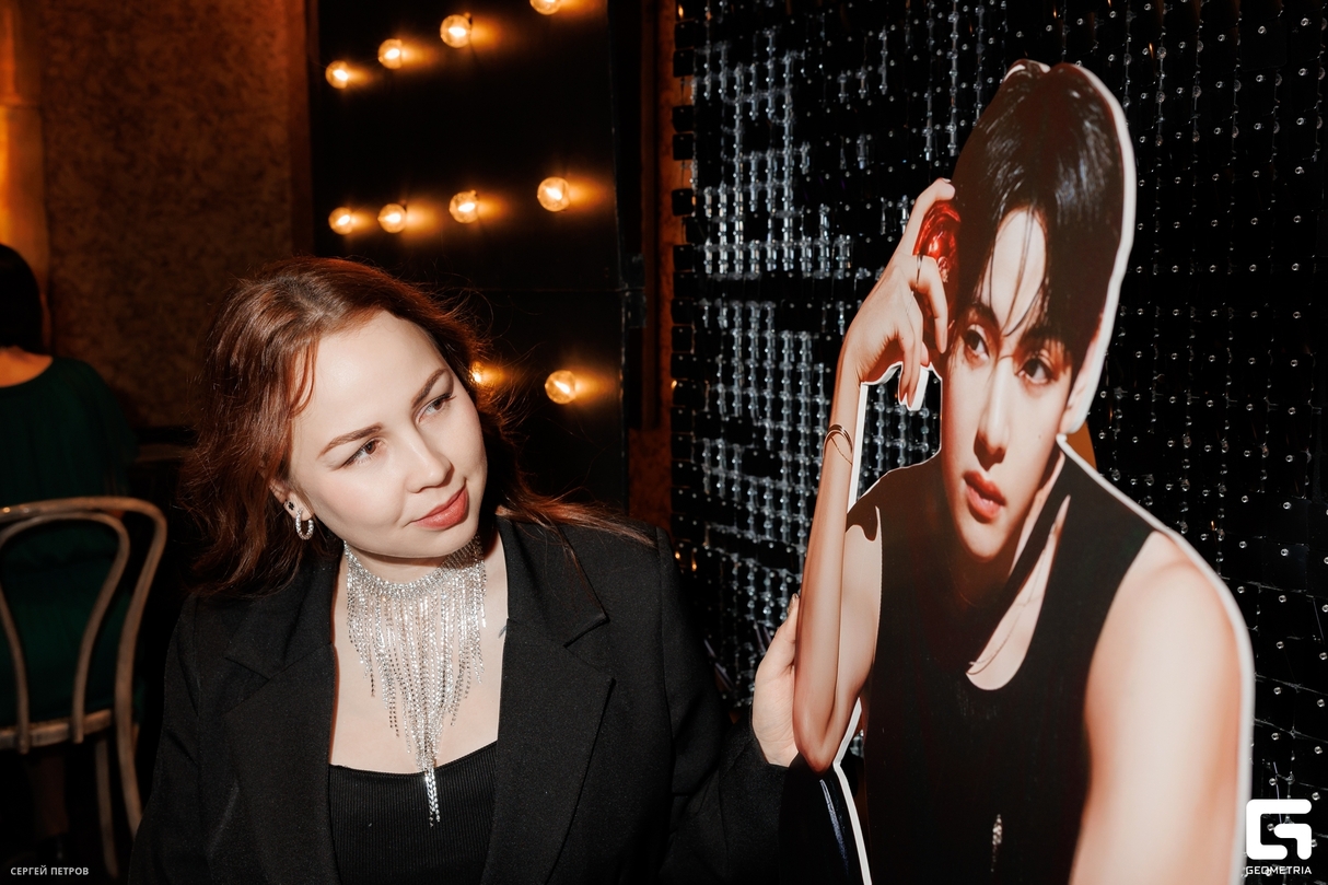 V: AFTER PARTY | 7 WITH U 20