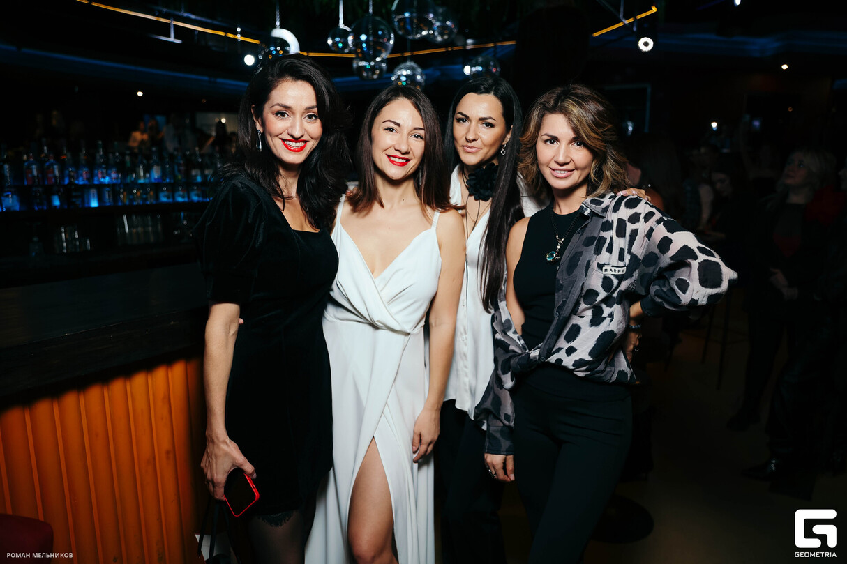 Fashion-показ от женского премиального клуба DUSHA и празднование Дня рождения клуба 10