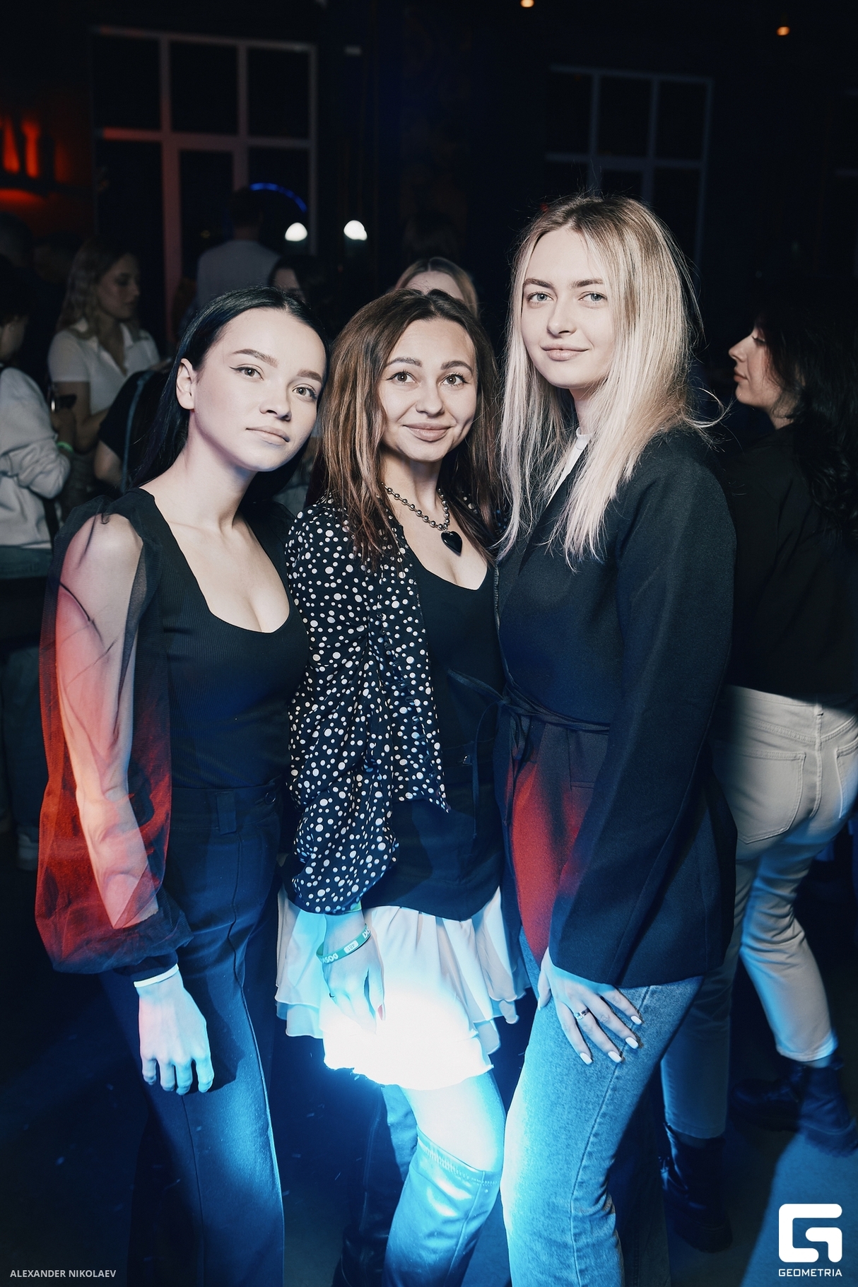 Движ 9
