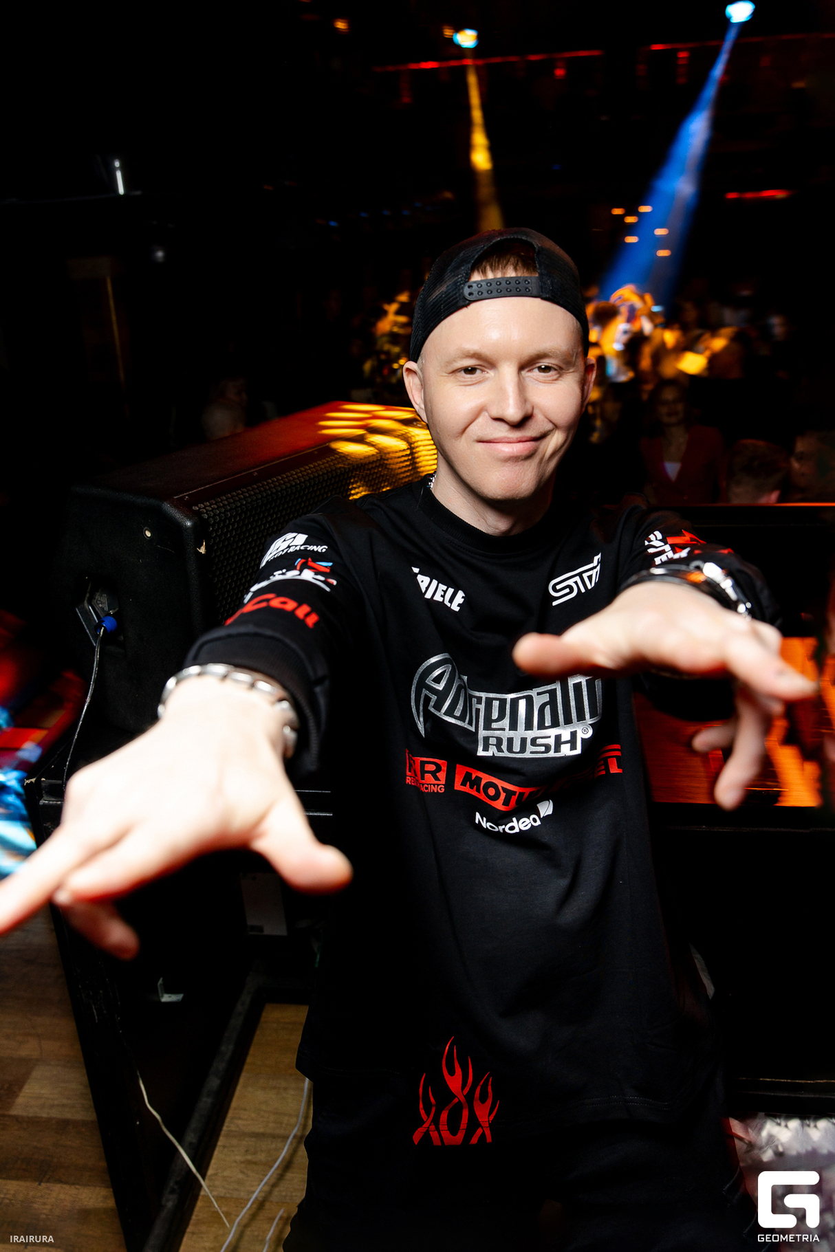 GLOBAL FLASHBACK 12