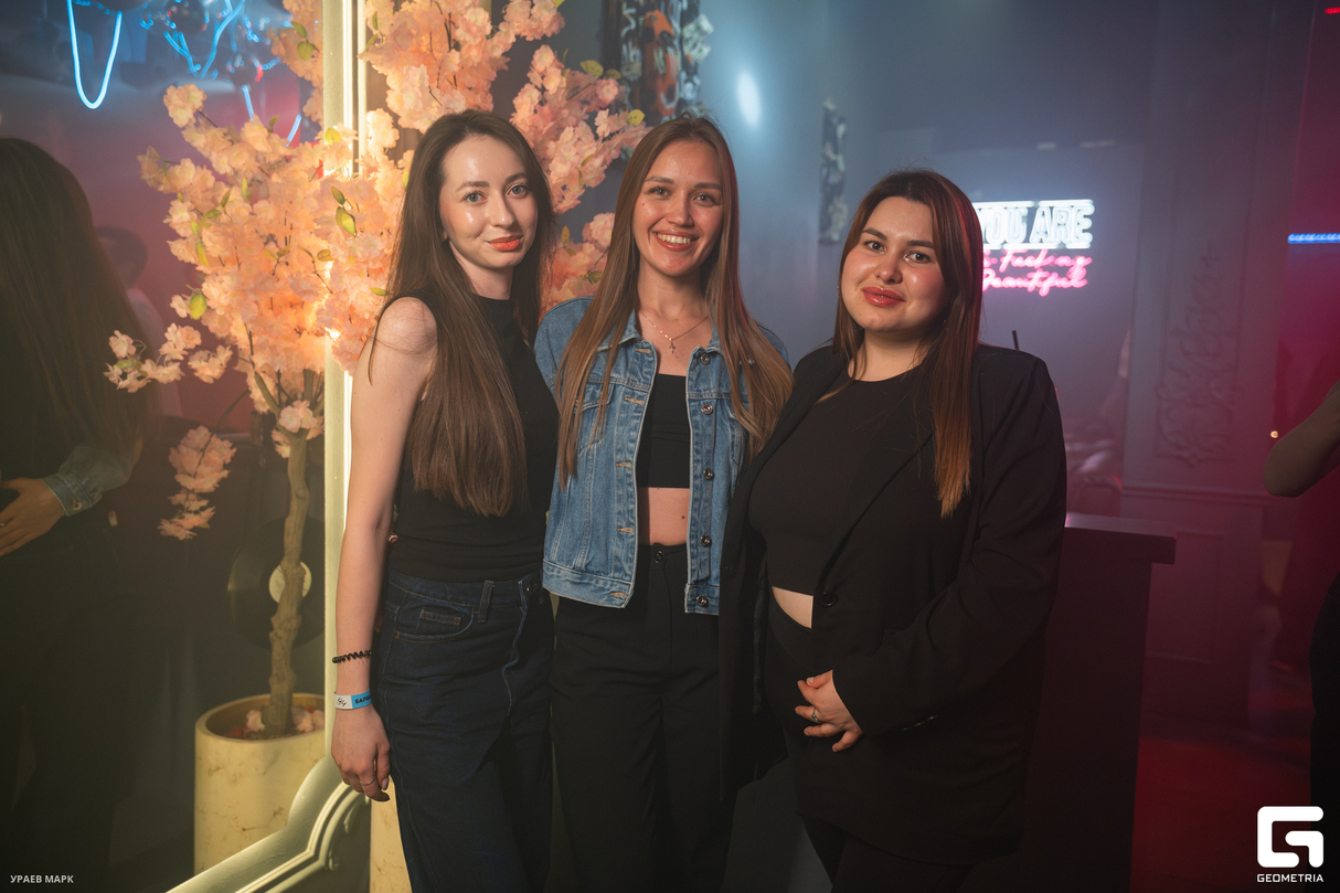Friday night в БАРВИХЕ 9