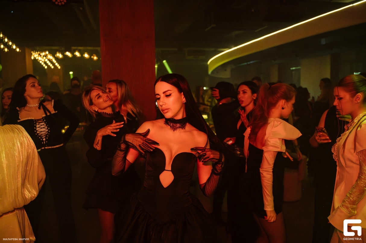 Saturday Night 8
