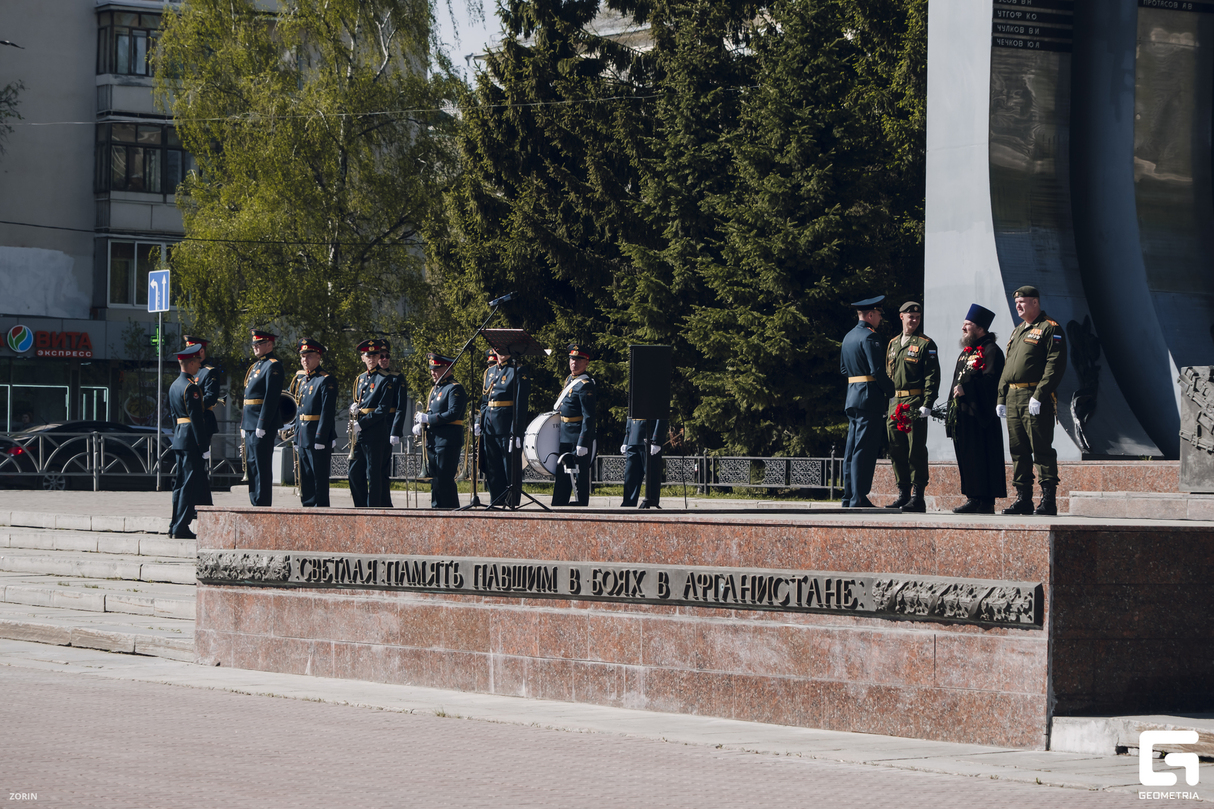 Возложение цветов и венков к мемориалу уральским воинам – интернационалистам «Черный тюльпан» 18